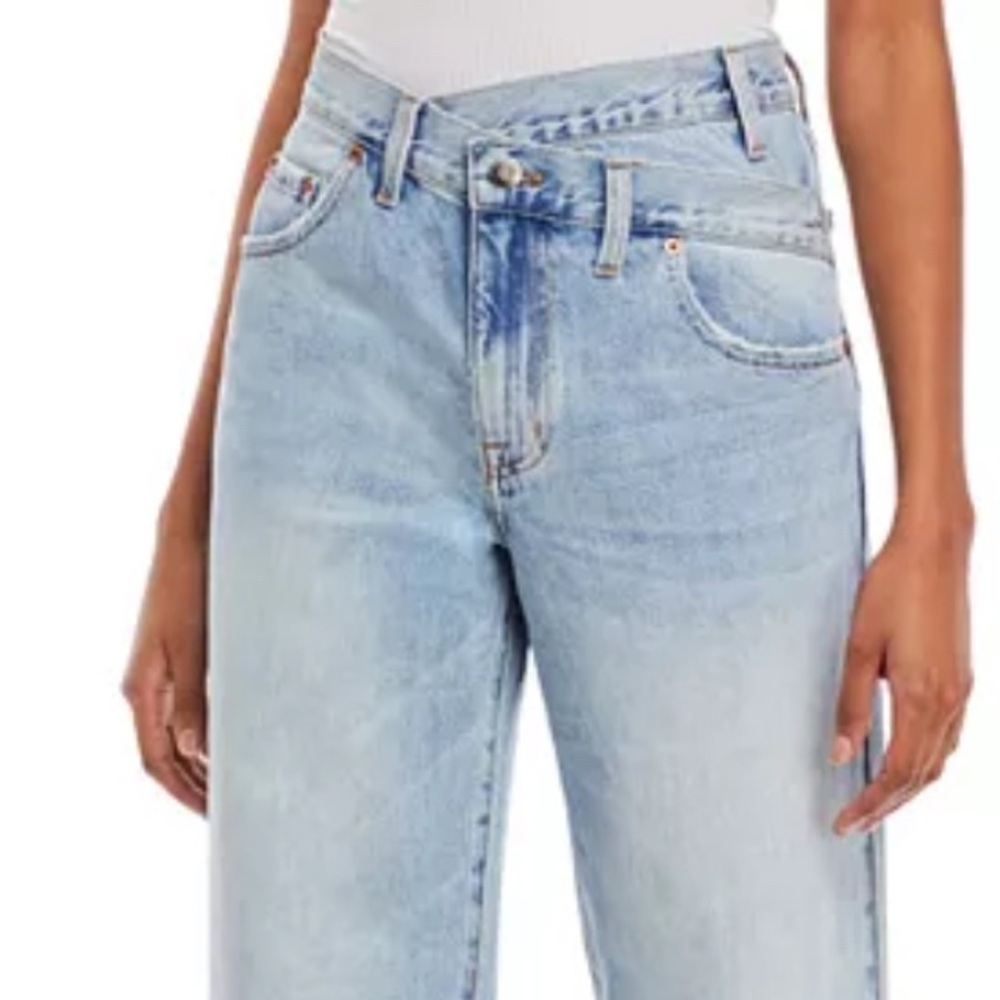 PISTOLA Bobbie Mid-Rise Straight Leg Crossover Denim